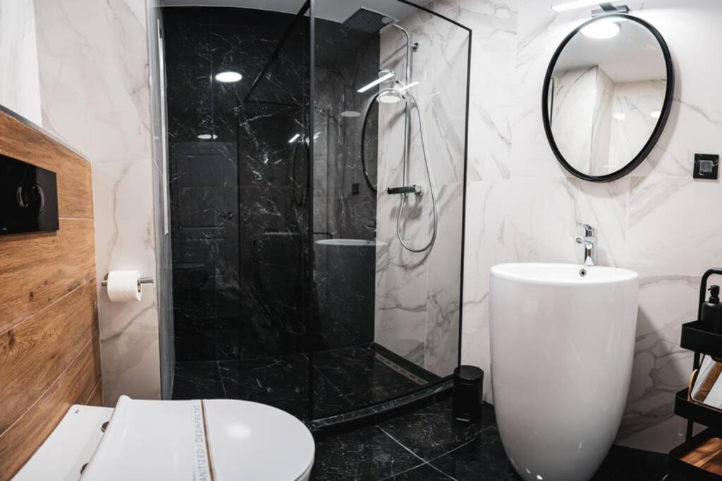 Briana Luxury Panoramic View Lägenhet Cluj-Napoca Exteriör bild